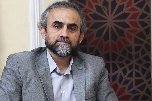 ۸ کتاب در محفل &laquo;این شانزده رفیق&raquo; رونمایی می شود