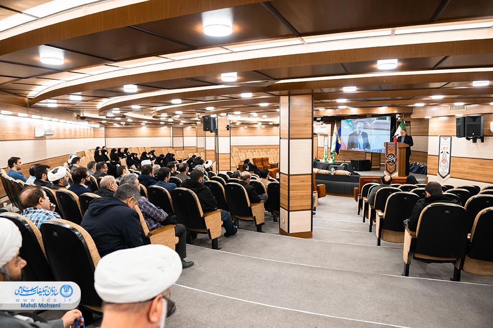 آیین تکریم مادران و همسران شهدا و بدرقه شهید گمنام برگزار شد