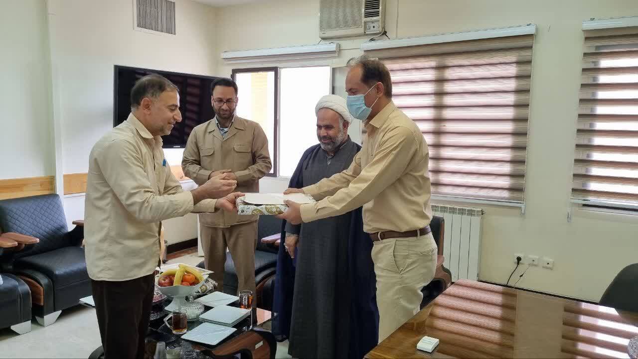 تقدیر مدیرکل تبلیغات اسلامی استان ایلام از معاونت اجرایی سد ونیروگاه سیمره تقدیر مدیرکل تبلیغات اسلامی استان ایلام از معاونت اجرایی سد ونیروگاه سیمره