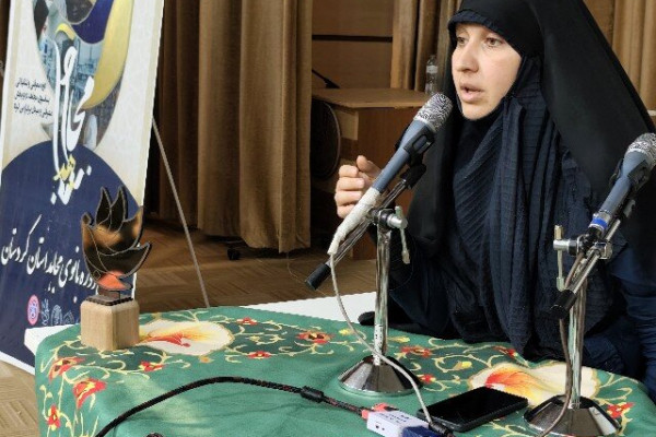 الگوی سوم زن مسلمان با تکیه بر آموزه‌های اسلامی ترسیم می‌شود