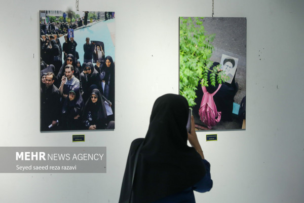 افتتاح نمایشگاه عکاسی تشییع خادمان حرم ایران