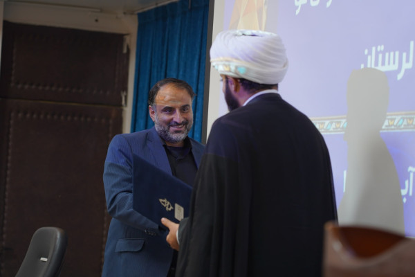 تجلیل از برگزیدگان جشنواره «هوای نو» استان لرستان