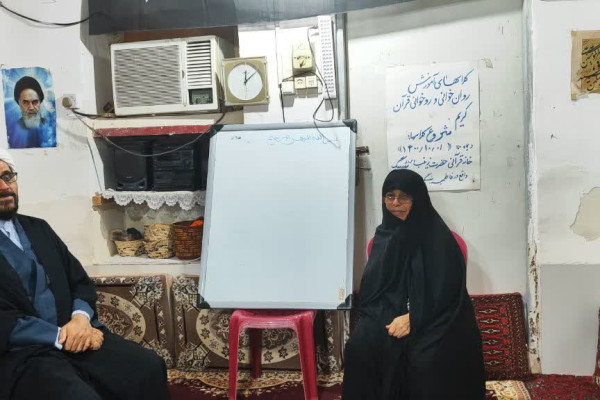 بازدید رئیس اداره تبلیغات اسلامی گناوه از خانه قرآن زینب کبری بندر ریگ