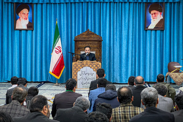 دیدار جامعه قرآنی استان با آیت الله محمدرضا ناصری، امام جمعه و نماینده ولی فقیه در استان