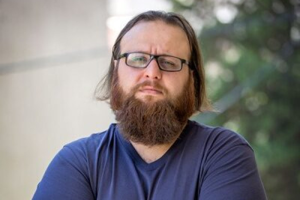 نقطه‌ی اشتراکِ قصه‌های «اهل ایران» روایتِ ایرانی«ماندن» است