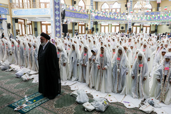 جشن تکلیف ۳۵۰۰ نفری