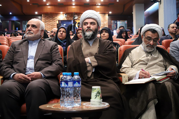 نخستین همایش ملی هنر انقلاب اسلامی