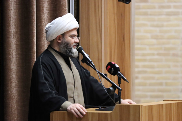 خداوند برای تغییر سرنوشت جوامع، روی جوانان حساب باز کرده است