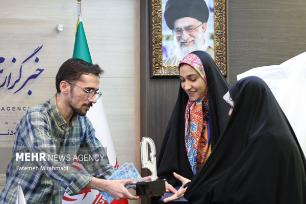 اختتامیه پنجمین دوره مسابقه داستان‌نویسی خودنویس