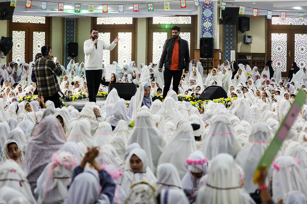 جشن تکلیف ۳۵۰۰ نفری