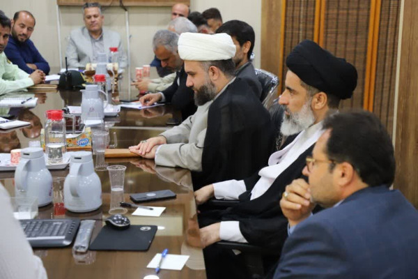 مسئولان حرف و عملشان در پایبندی به حفظ ارزشهای اسلامی یکی باشد