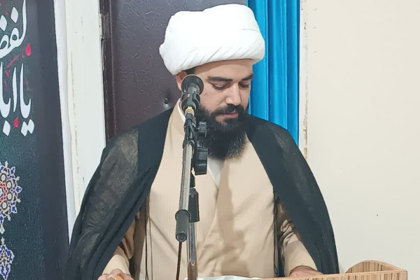 برگزاری دعای توسل در مساجد مهران، برای گرامیداشت حادثه دیدگان بندر شهید رجایی