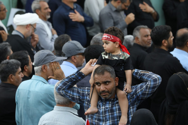 تشییع پیکر مطهر شهید «سعید آذربادگان» در بندرعباس