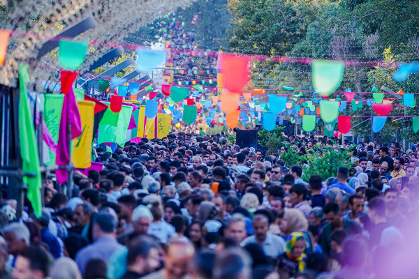 阿赫迈德教民在萨南达季的盛大聚会