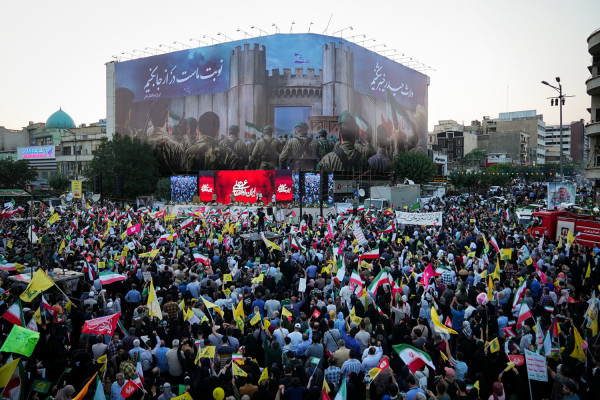 Kilometer-long Ghadir March