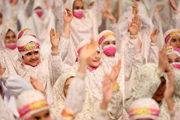 "חגיגת המלאכיות" בנוכחות המנהיג העליון