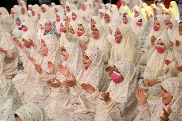 "חגיגת המלאכיות" בנוכחות המנהיג העליון
