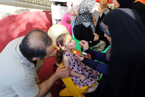 Большой праздник общины Ахмада в Сенендедже