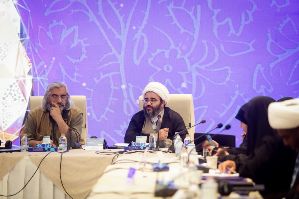 “Mehrvareh Havaye No”：表彰宗教社团的活动