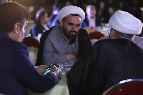 《历史》：面向青少年的阅读活动