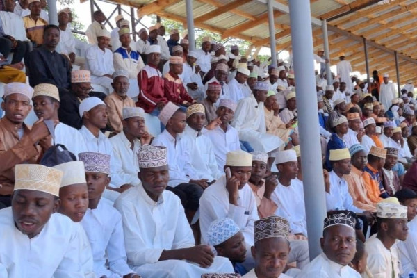 Телепрограмма «Махфел»: Коранские праздники в Иране и мире