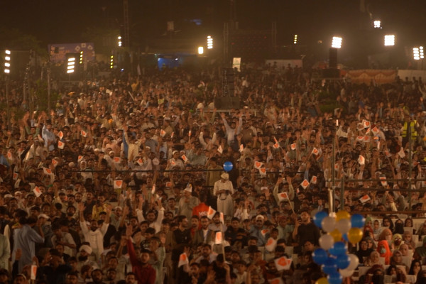 ٹیلی ویژن پروگرام "محفل"؛ ایران اور دنیا میں قرآنی جشن