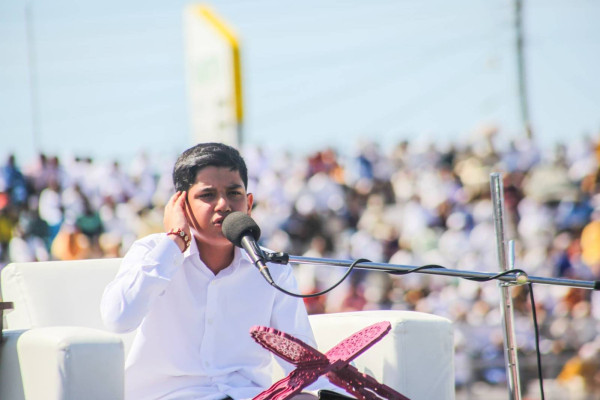 电视节目《Mahfel》：伊朗及世界各地的古兰经庆典