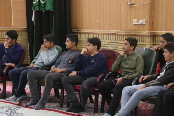 نوجوانان ، هویت تاریخی ایران اسلامی را روایت کردند