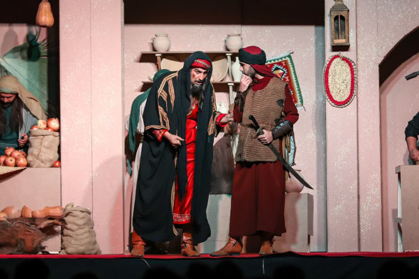 اجرای تئاتر آئینی «ماه مه گرفته» توسط هـیـئـت‌ ریـحـانـة الـنـبي سلام‌الله‌علیها با همکاری اداره کل تبلیغات اسلامی استان زنجان