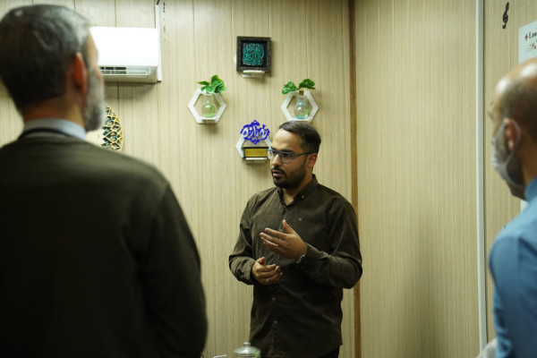 بازدید معاون اداری مالی و همکاران بخش اداری از مرکز رسانه تبلیغات اسلامی خوزستان