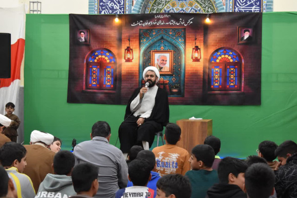 آیین اعتکاف کودکان و نوجوانان هیئت فتاح در مسجد زین‌العابدین شیراز برگزار شد