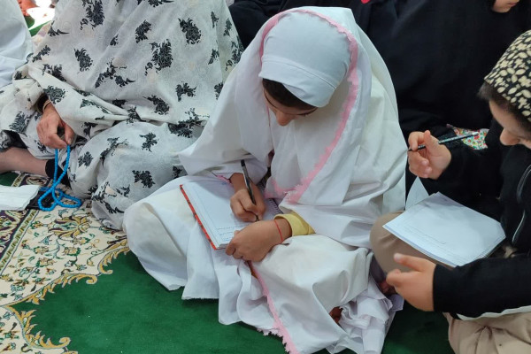 قاب‌هایی از اعتکاف مادر و دختری و دانش‌آموزی در خراسان جنوبی