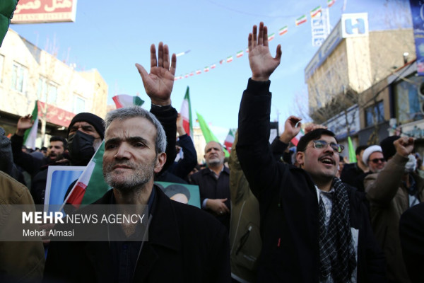 خیزش زنجانی ها در محکومیت اقدامات اغتشاشگران