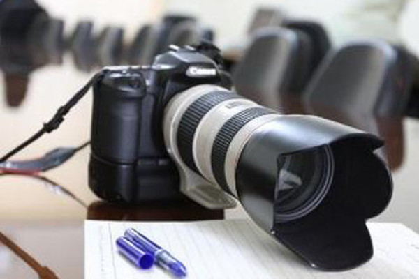 تأکید عکاسان خوزستان بر تفکیک اعتراض مسالمت‌آمیز از اغتشاش