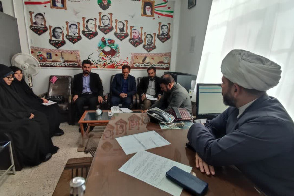 “زندگی با آیه‌ها”