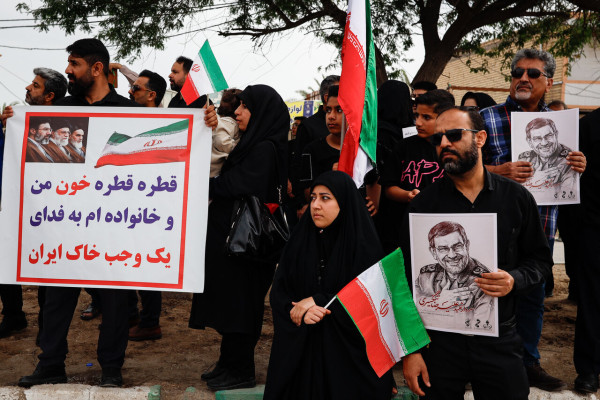 تشییع دریابان شهید تنگسیری در آبادان