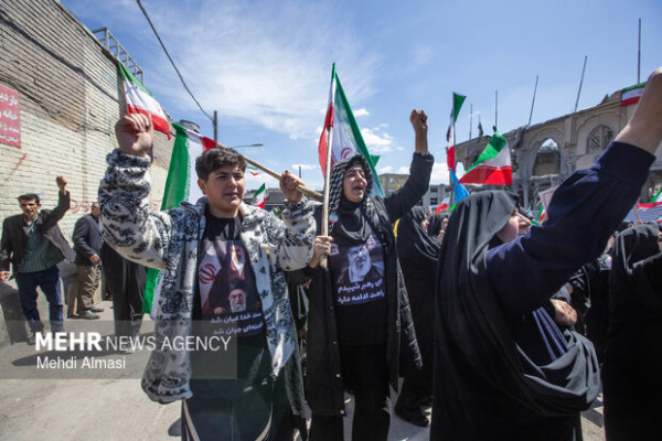 محکومیت تجاوز آمریکایی- صهیونی توسط مردم درحسینیه اعظم زنجان