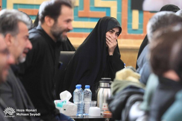 «محفل شعر امین» بدون میزبان برگزار شد