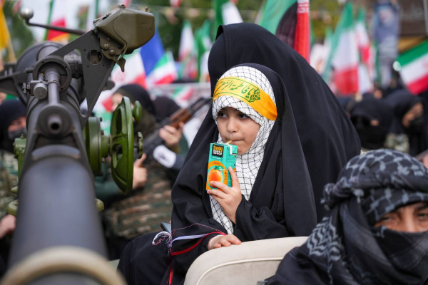 اجتماع بزرگ «بانوان جانفدا» در رشت برگزار شد