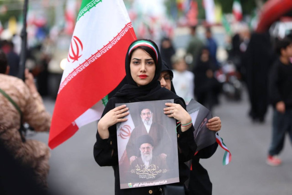 اجتماع بزرگ «بانوان جانفدا» در رشت برگزار شد