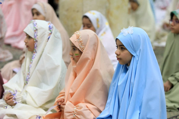 دورهمی "مهمونی فرشته‌ها به یاد دختران مدرسه شجره طیبه میناب