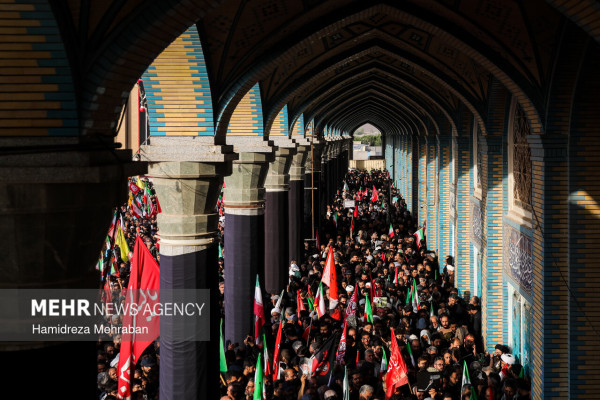 قم یکپارچه در سوگ