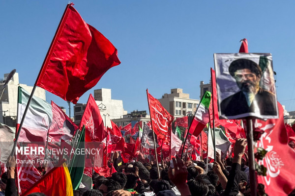 مشهد، زیر پرچم خون‌خواهی رهبر شهید انقلاب