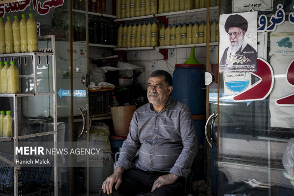ارادت به «آقای شهید ایران» در بازار گرگان
