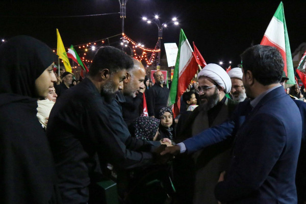 اجتماع خونخواهی شهدا با حضور خانواده‌های شهدای میناب در همدان