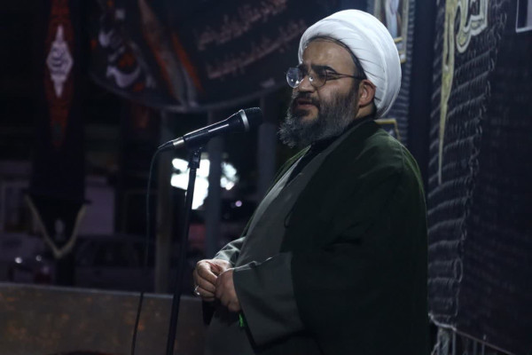 اجتماع خونخواهی شهدا با حضور خانواده‌های شهدای میناب در همدان