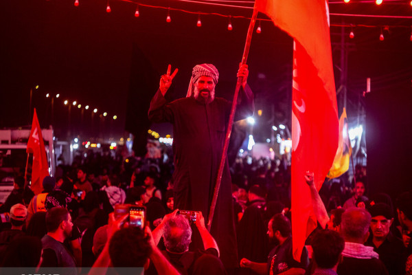 خونخواهی رهبر شهید انقلاب در طریق‌الحسین(ع)