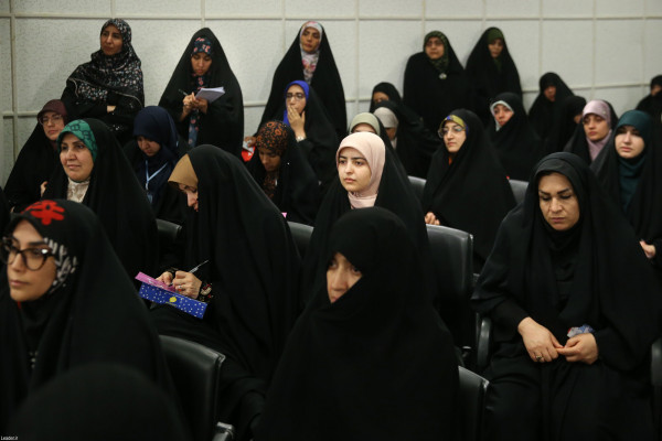 دیدار شاعران با رهبر انقلاب