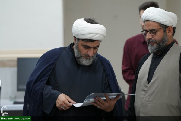 بازدید معاون سازمان تبلیغات اسلامی از مرکز رسانه حوزه علمیه خوزستان