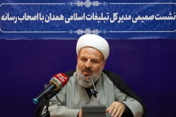 خبرنگاران، افسران خط مقدم نبرد روایت‌ها هستند